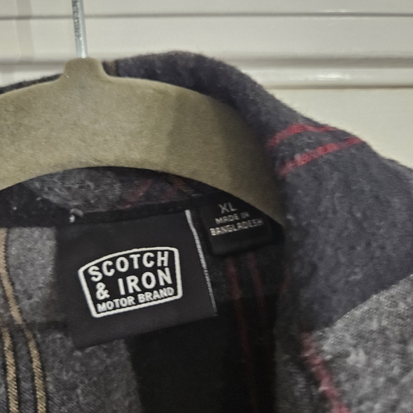 Scotch and Iron Button Down Shirt - Picture 2 of 3